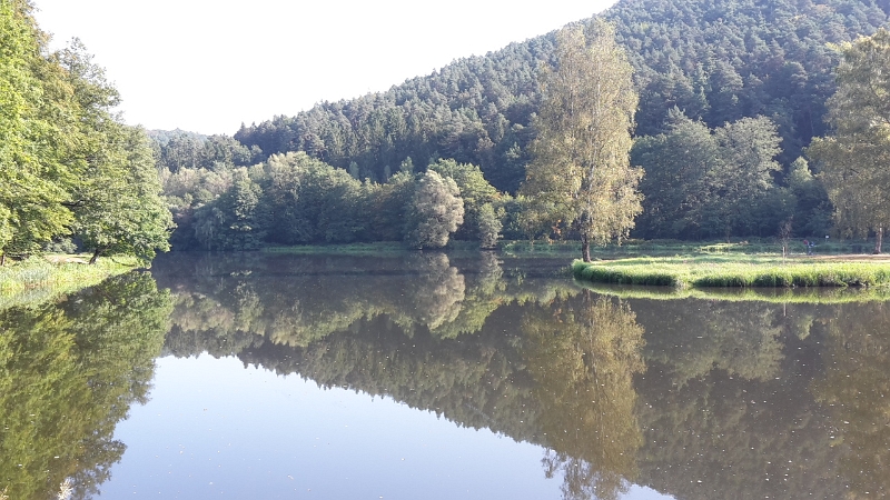 20160910_102507.jpg - Hier wollen wir heute Mittag, nach der Wanderung schwimmen gehen.