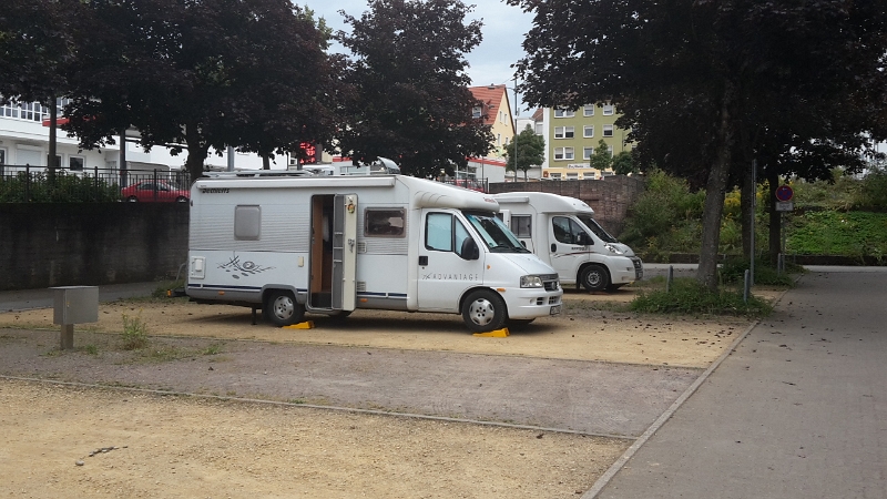 20160819_190922.jpg - ...sind wir auf den Stellplatz an den Messehallen gefahren.