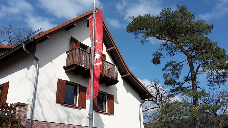 20160326_141725.jpg - Es handelt sich um das Naturfreundehaus Kiesbuckel!