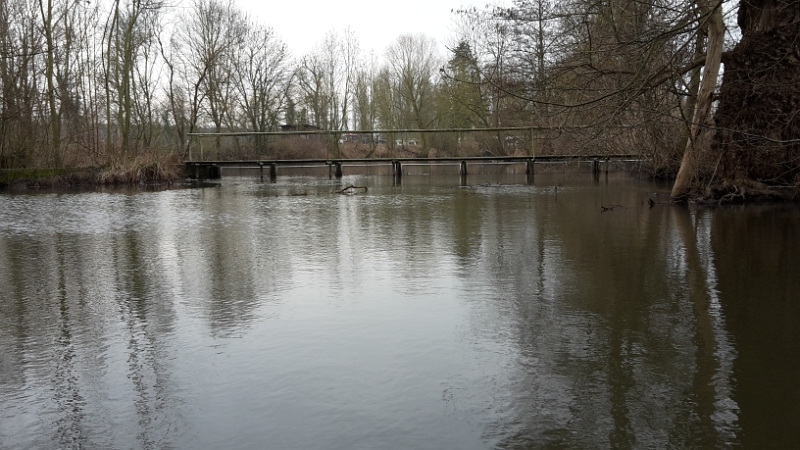 20160228_110636.jpg - Wir kommen an einen kleinen "Stausee".