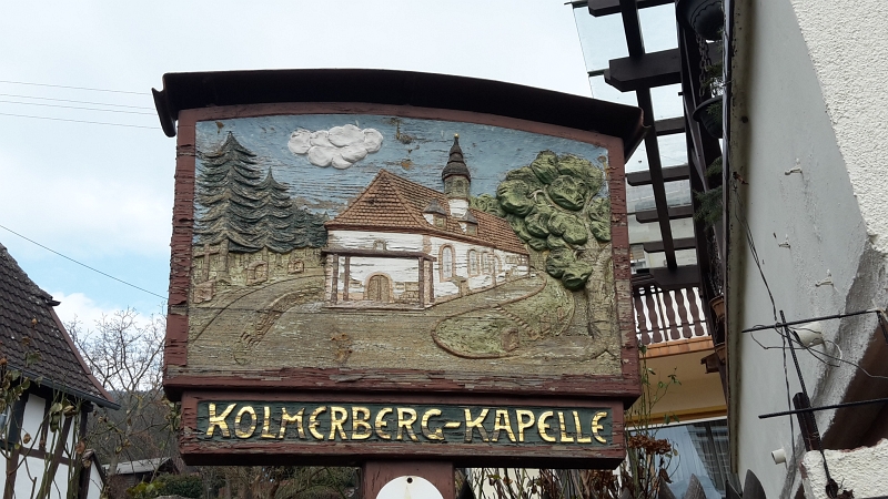 20170211_121222.jpg - Nun geht es den Berg hoch, wir wollen zur Kolmerberg-Kapelle.