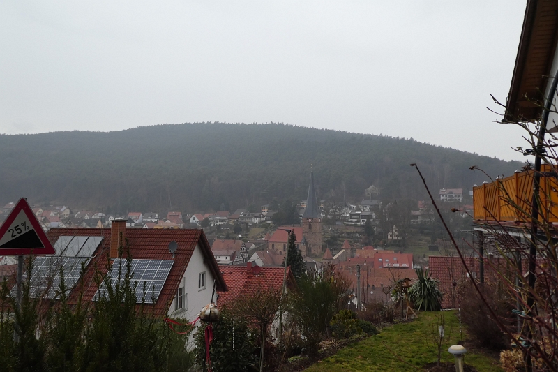 P1010248.JPG - Wieder am Ortsrand von Dörrenbach zurück.