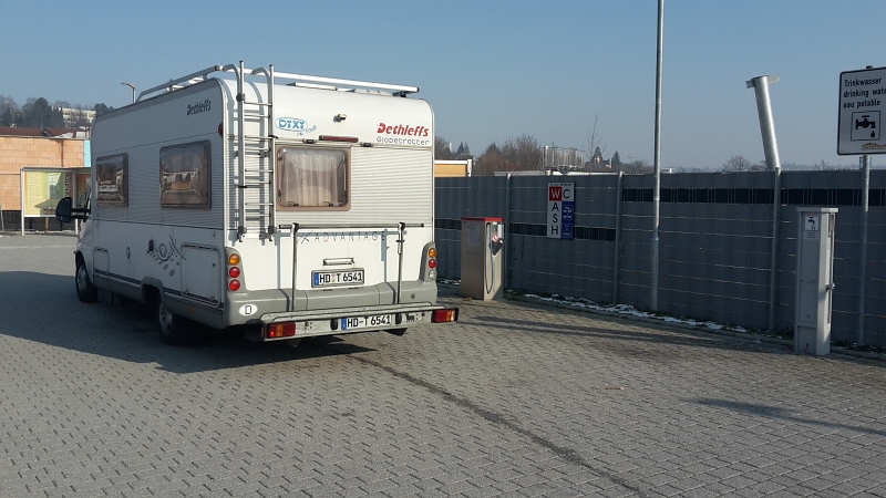 20170122_125200.jpg - Am nächsten morgen sind wir nach einem gemütlich Frühstück nach Hause gefahren. Hier im Bild stehen wir in Sinsheim und nutzen die Entsorgungsanlage vom Stellplatz.Es war ein anstrengendes aber schönes Wochenende!Gruß mic