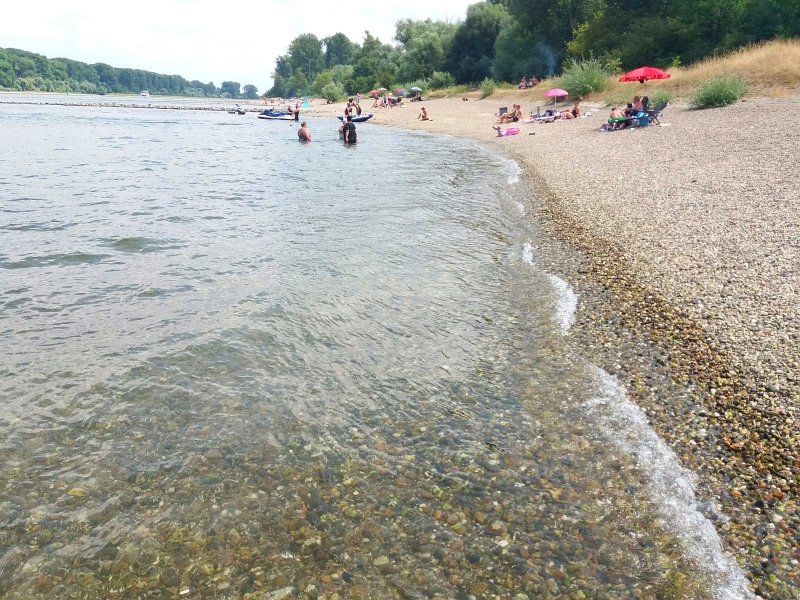 IMG-20180715-WA0005.jpg - Auch hier hat das Wasser eine angenehme Temperatur.