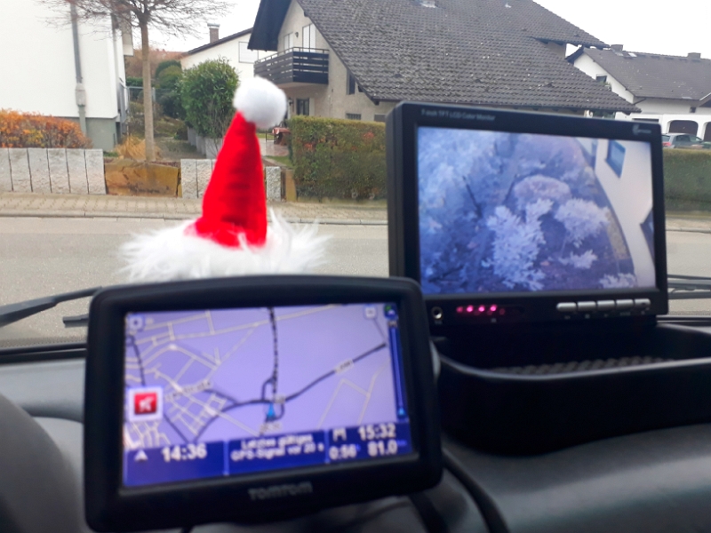 20181214_143710.jpg - Freitag Nachmittag, kurz nach halb drei startet der Motor vom Dixi! Wochenendeeeeeee...Diesmal wollen wir den Weihnachtsmarkt in Rastatt besuchen.