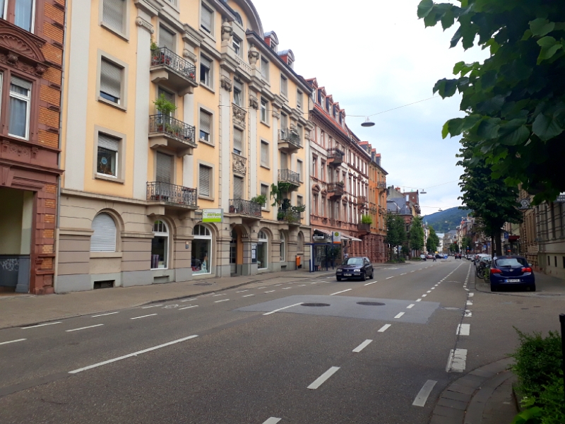 20180728_104147.jpg - In Heidelberg besorgen wir uns beim "Zimmermann" leckere Brötchen...