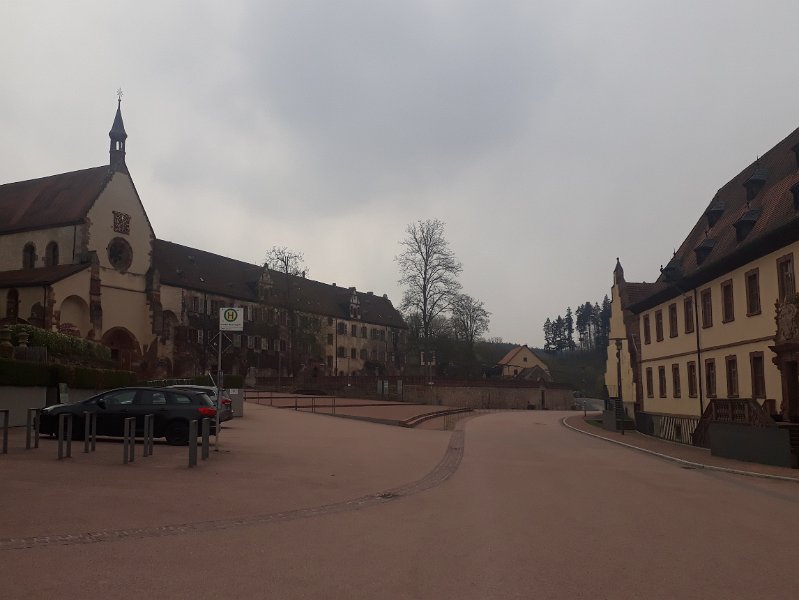 20190413_180333.jpg - Am nächsten Tag fahren wir am Kloster Bronnbach vorbei...