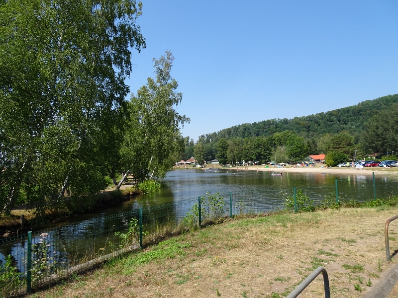 DSC06857.JPG - Schaut chillig und nicht überlaufen aus! Und das bei diesem Wetter!!!