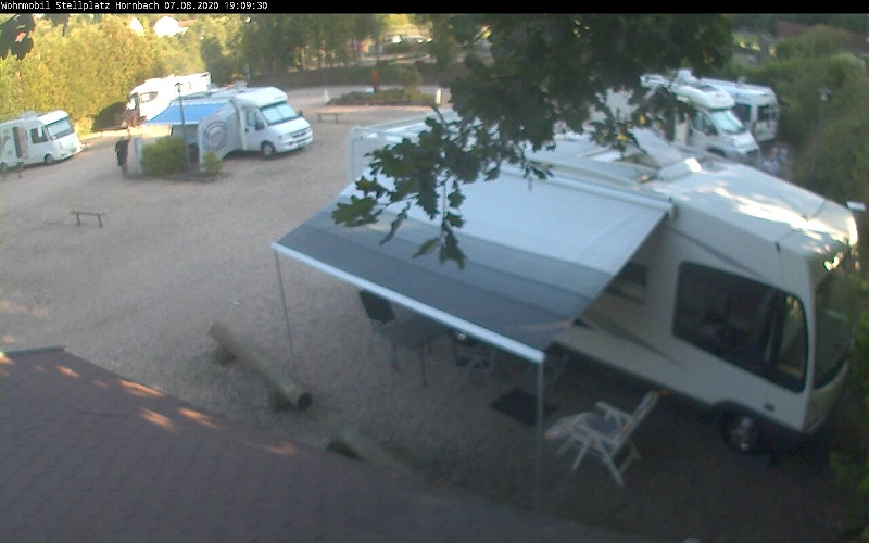 hornbach2.jpg - Hier muss ich dann doch mal in die Webcam winken! ;-)