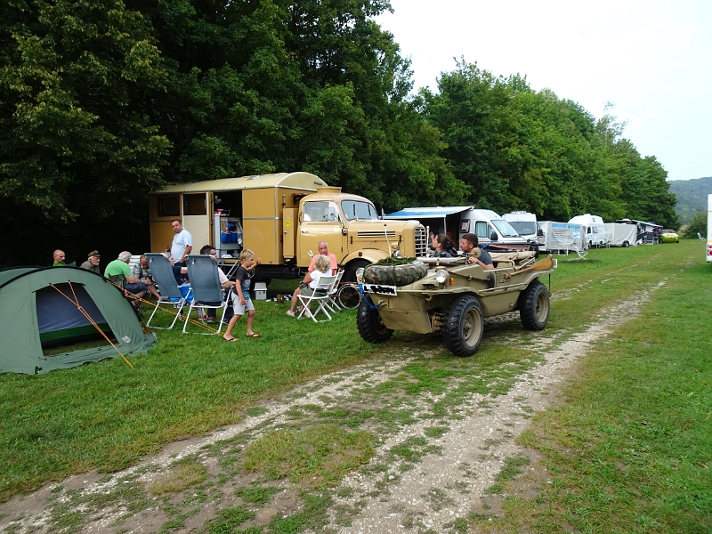 DSC07308.JPG - Momentan sind an diesem Wochenende etwa 10 Schwimmwagen auf dem Platz.