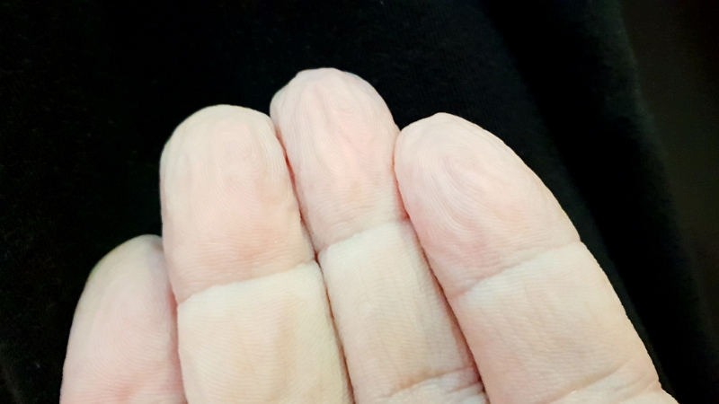 20200125_154353.jpg - Nach einigen Stunden geblubbel und geplätscher im Sole- & Saunaparadies Rappsodie haben wir schrumpelige Finger.