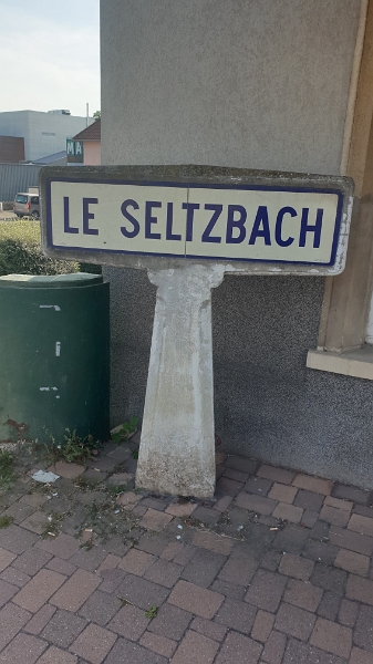 20210723_175323.jpg - Nun wollen wir mal schauen wie der Pegel vom Seltzbach" aussieht.