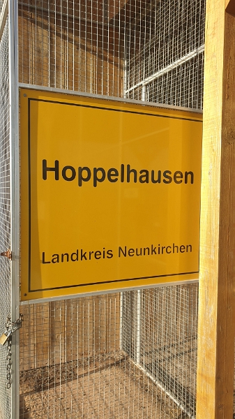 20220106_110236.jpg - ...wollen wir uns hier ein wenig umschauen und entdecken "Hoppelhausen"...