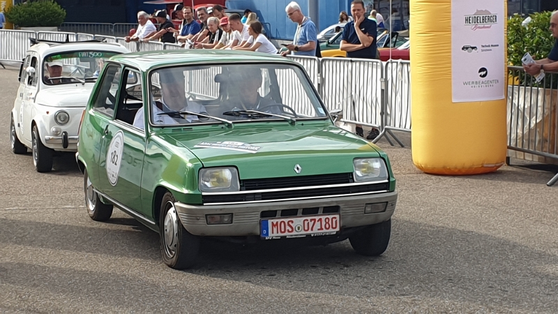 20220709_180426.jpg - Boooaahr COOL! Ein Renault R5 TL von 1975