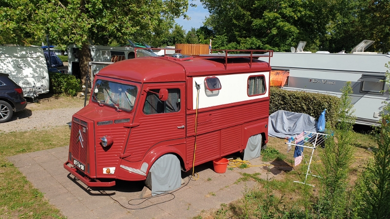 20230714_163653.jpg - Wow, ein wunderschöner Citroën Typ H zum Wohnmobil umgebaut.