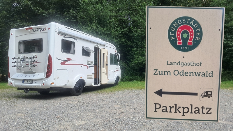 20240817_135226.jpg - Auf dem Parkplatz vom Landgasthof "Zum Odenwald" angekommen...