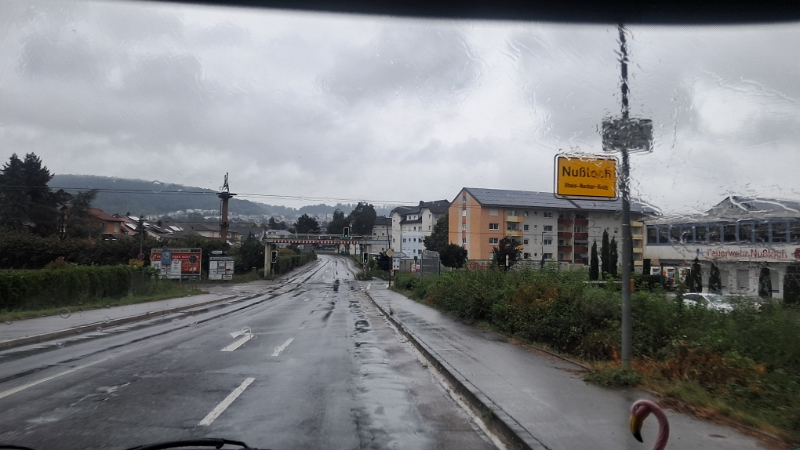 20240818_142119.jpg - ...kommen wir im Regen zurück nach Nußloch.Es war "Wohnmobiltechnisch" gesehen ein kurzes aber dennoch schönes Wochenende.Adios... :-)