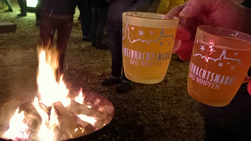 20240120_193054.jpg - Zum Schluß noch ein Glühwein mit Schuss! ;-)