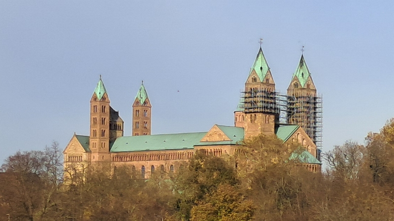 20241123_103011.jpg - fahren wir bei Speyer über den Rhein...