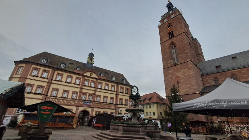 20241123_153004.jpg - ...am Marktplatz.