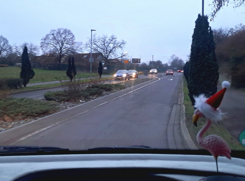 20251205_162109.jpg - Wie meistens fahren wir am Freitag nach der Arbeit los...