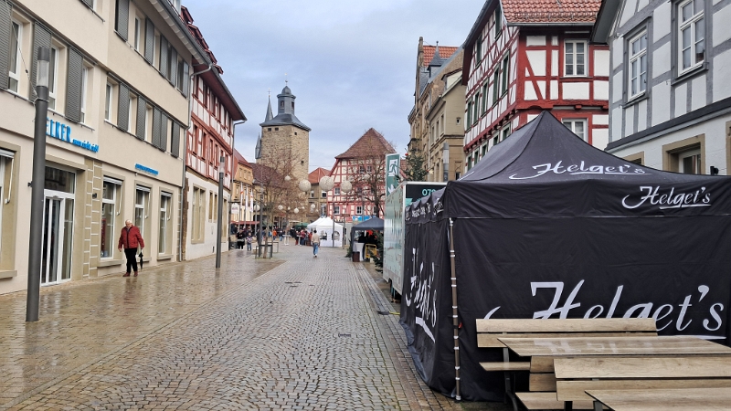 20251206_133553.jpg - ...in die Altstadt.