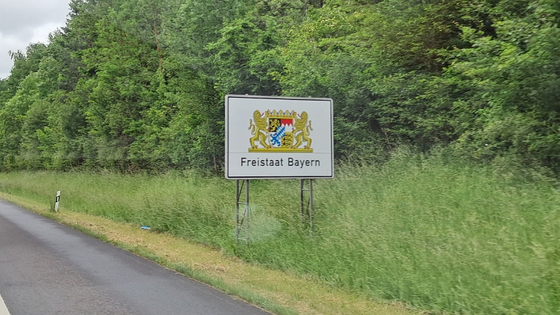 20250606_162052.jpg - Nach einer gefühlten Ewigkeit landen wir in Bayern...
