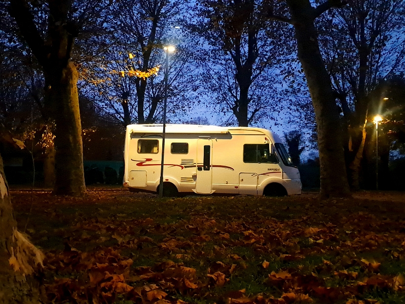 20251114_170518.jpg - ...und am Abend...