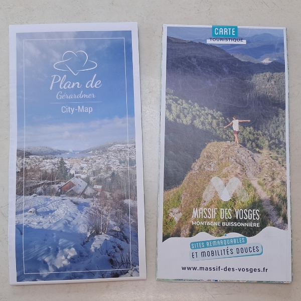 20250619_172503.jpg - Hier an der Rezeption habe ich mir weitere Infos über die Region geholt.