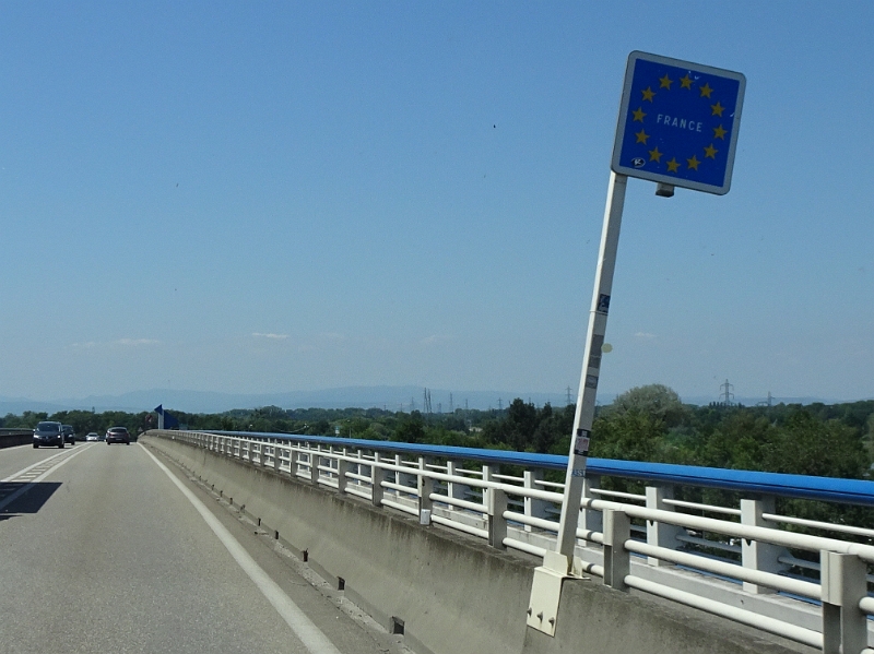 DSC06418.JPG - ...kommen wir nach Frankreich!Irgendwie ist das für uns immer wieder so ein Gefühl von "URLAUB".