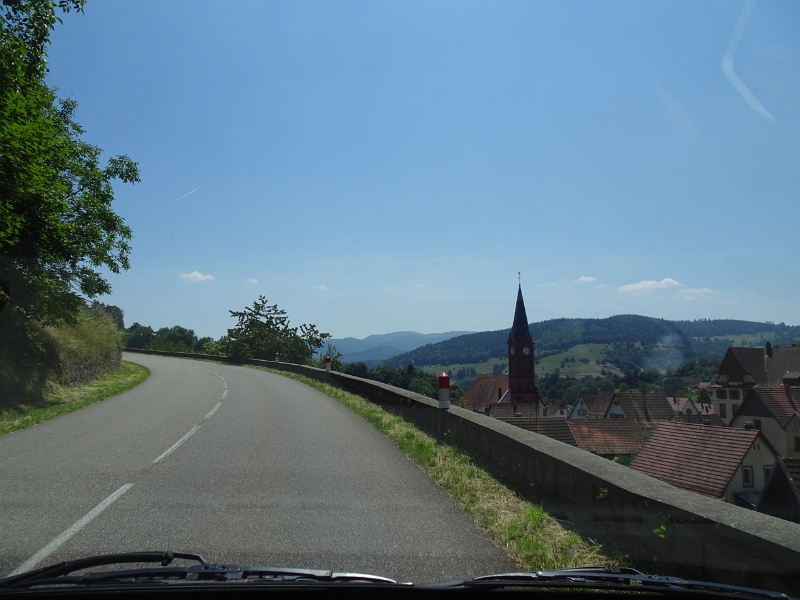 DSC06583.JPG - Immer weiter geht es den Berg hoch.
