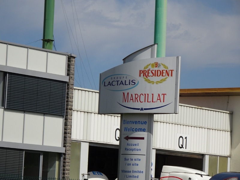 DSC06728.JPG - Hier wird u.a. der Président-Käse hergestellt.