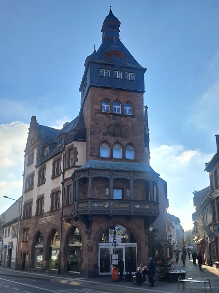 20251122_134613.jpg - ...vorbei an der Martinspforte...