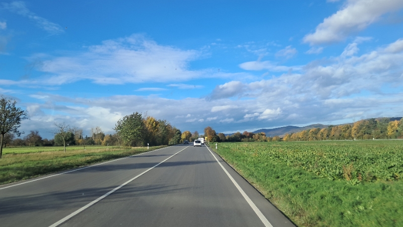 20251024_161657.jpg - ...so fahren wir dann also los.