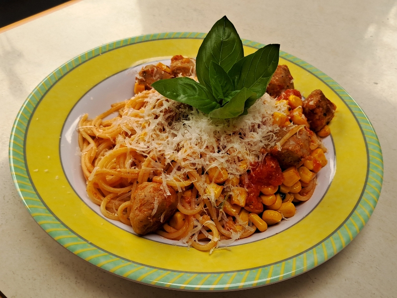 20250726_171106.jpg - ...wo wir uns Spaghetti mit Salsiccia machen!Morgen gehts dann wieder nach Hause!            Bis zum nächsten Wochenende, TSCHÖÖÖÖ! ;-)