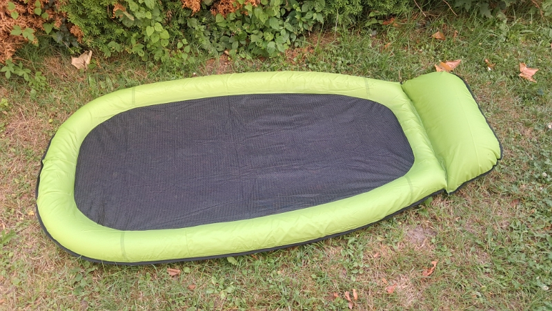 20250628_110751.jpg - Am nächsten Morgen wird unsere "grüne Nautilus" aufgeblasen...