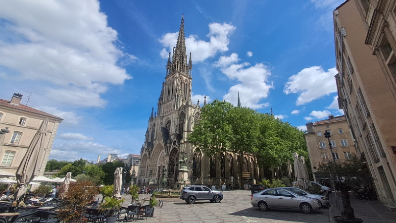20250529_145749.jpg - ...zur Basilique St.-Epvre.