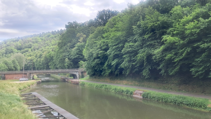 20250601_114135.jpg - ...immer am Rhein-Marne-Kanal enlang...