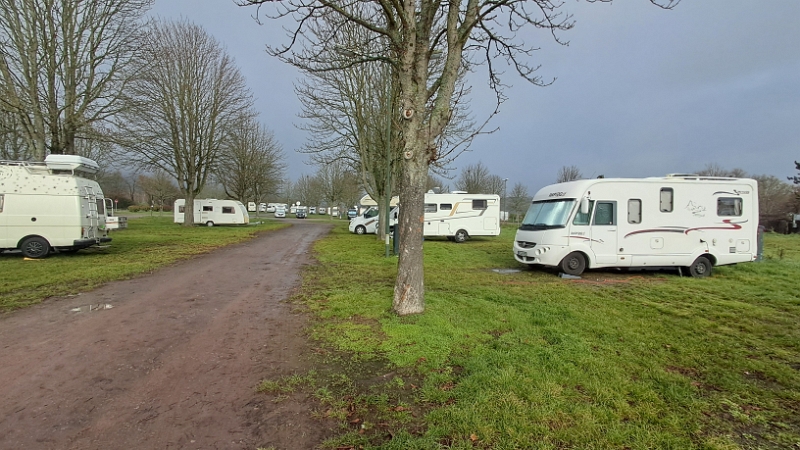 20251129_113120.jpg - Am nächsten Morgen haben wir uns dann zu Fuß auf den Weg gemacht...