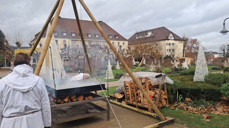 20251129_124805.jpg - Hier wird Salz gewonnen. Soweit ich das verstanden habe, geht es wohl um eine Spendenaktion für die Saline von Bad Dürkheim.