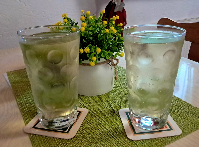 20250830_143149.jpg - ...wo wir "ganz zufällig" Durst bekommen. :-)
