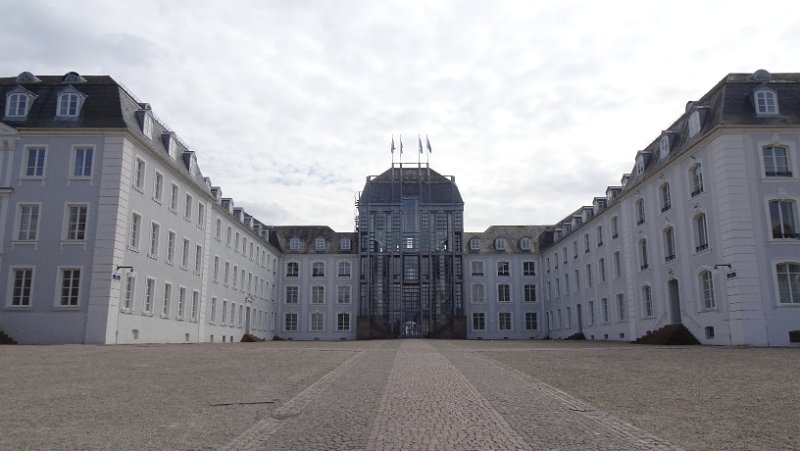 DSC06819.JPG - Das Schloss von Saarbrücken.