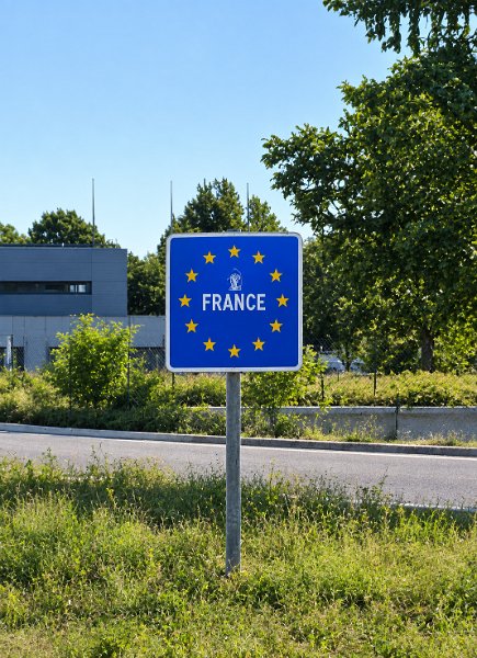file_0000000042a4820a9c5084d73327d26f.png - Nunja, wir kommen aber nach gefühlten 4 Stunden nach Frankreich.