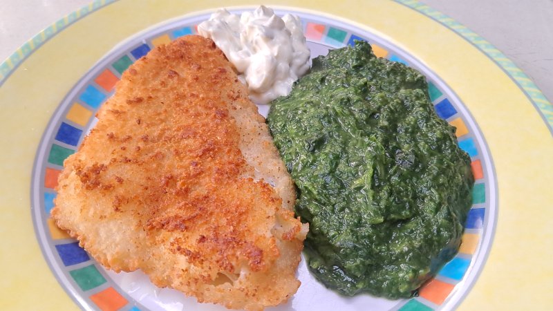 20260514_180832.jpg - Zum Abendessen machen wir uns Scholle mit Spinat und Remoulade. *sabber*