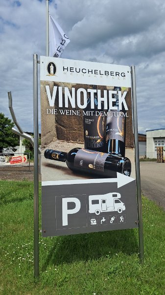 20260517_141405.jpg - ...fahren wir auf den Stellplatz der Heuchelberg Weingärtner eG.
