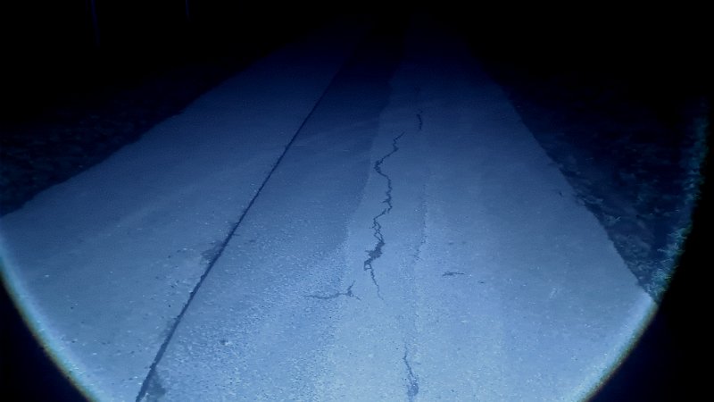 20260117_173536.jpg - ...wo wir die letzte Strecke mit Taschenlampe zum Dixi finden.