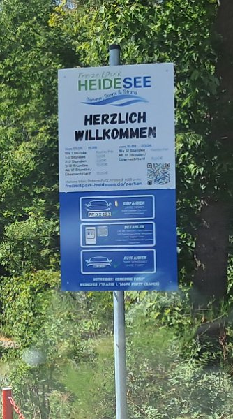 20260724_152438.jpg - Endlich mal wieder mit dem Dixi unterwegs. ;-)Weil das Wetter sagt "Spring in einen See", wollen wir in einen See. Als Ziel haben wir uns den Heidesee ausgesucht.
