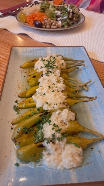 20260424_192105.jpg - Die gegrillten Peperoni sind die weltbesten. ;-)