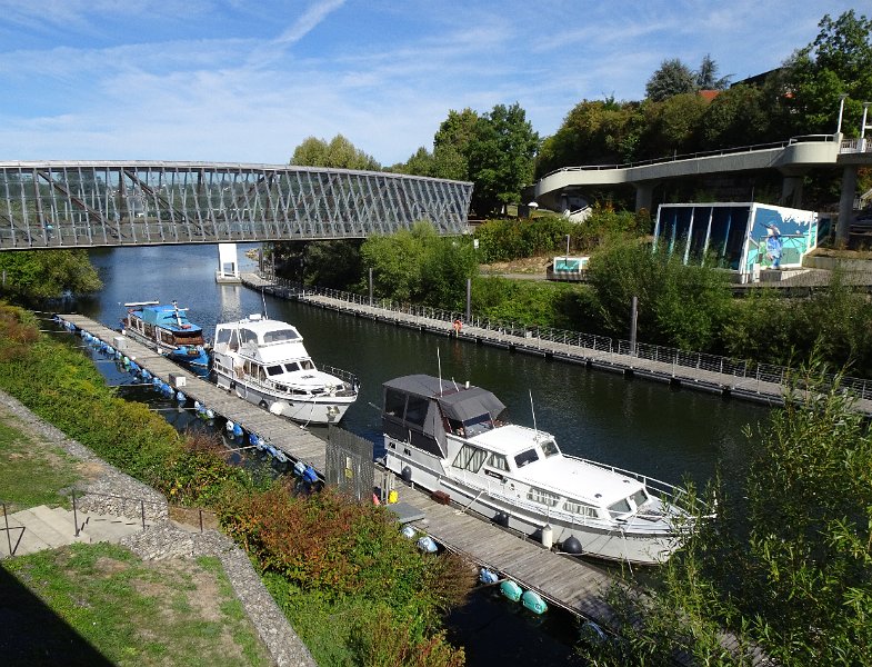 DSC08677.JPG - Wir laufen dennoch ein Stück am Neckar entlang...