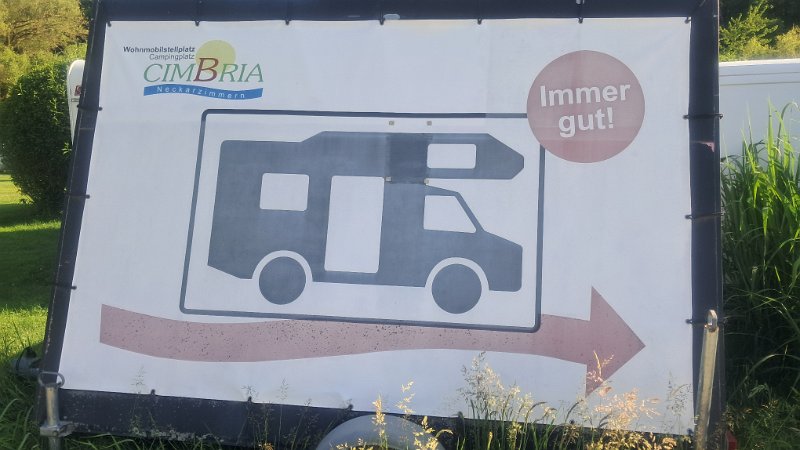 20260529_181724.jpg - ...und fahren auf den Stell-/Campingplatz Cimbria.